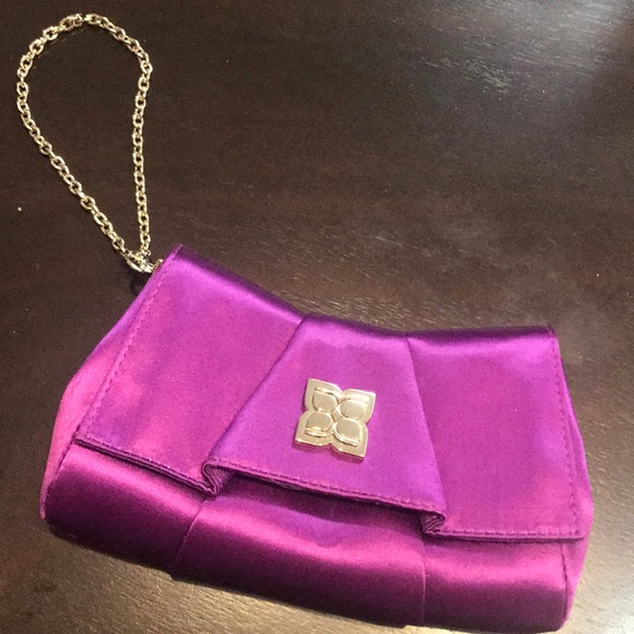 BCBG royal purple color evening/wedding clutch - Picture 1 of 3